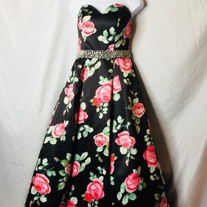 Rockabilly swing  strapless dress/ gown